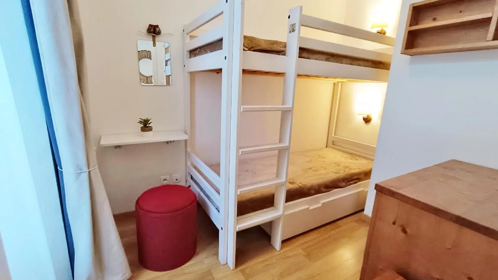 L'Eterlou, T3, Centre Luchon, Wifi, Casier A Skis, Ascenseur, 6 Personnes Bagneres-de-Luchon France